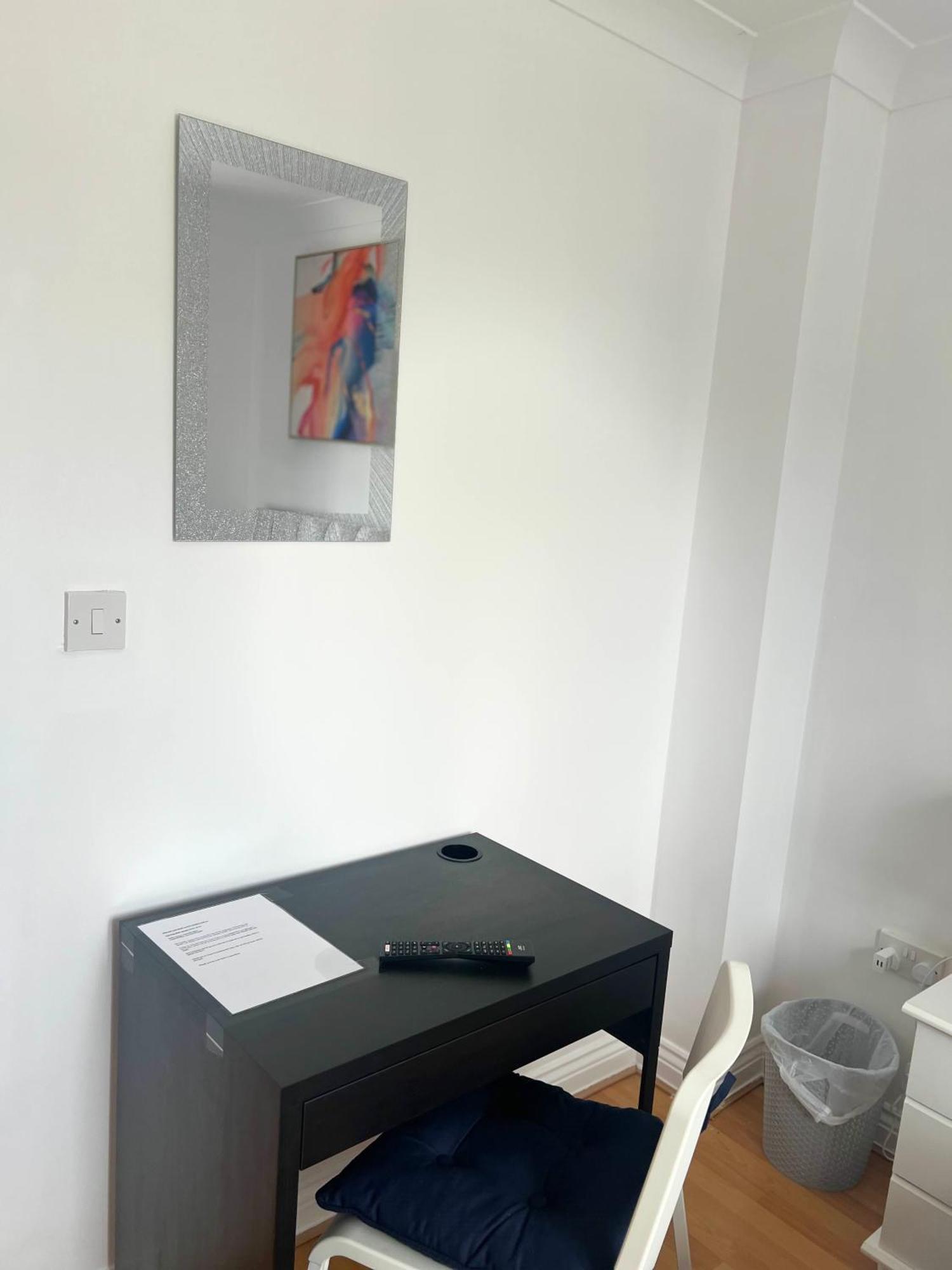 Luxury Rooms And An En-Suite Room With Free Wi-Fi Clarendon Way Колчестер Экстерьер фото